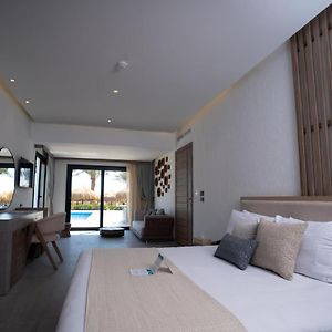 Executive Pool Suite